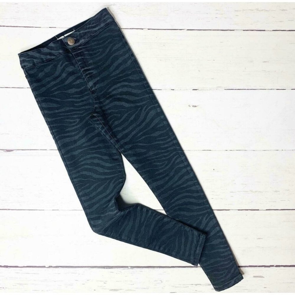 NEW! Zara Black Zebra Print Jeans 9